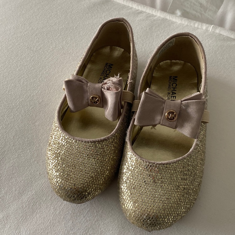 Michael kors toddler size 10